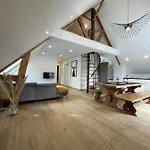 Chaleur Moderne Des Pyrenees Argelès-Gazost