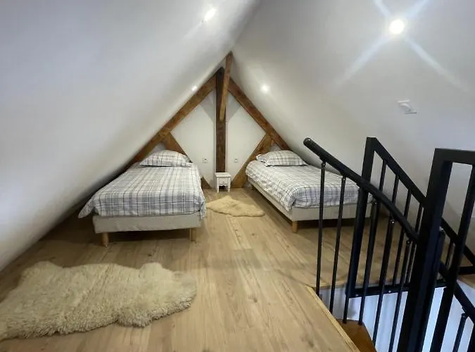 Chaleur Moderne Des Pyrenees