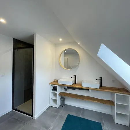 Chaleur Moderne Des Pyrenees *